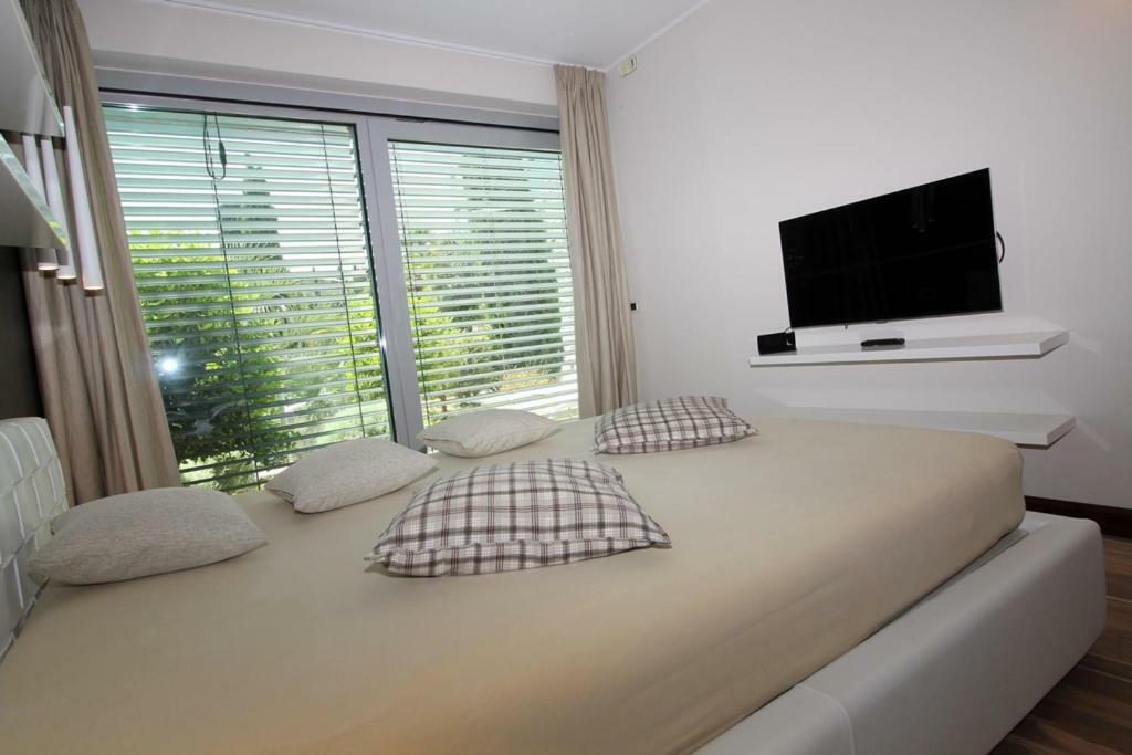 Deluxe Apartment Volosko Opatija Exterior photo